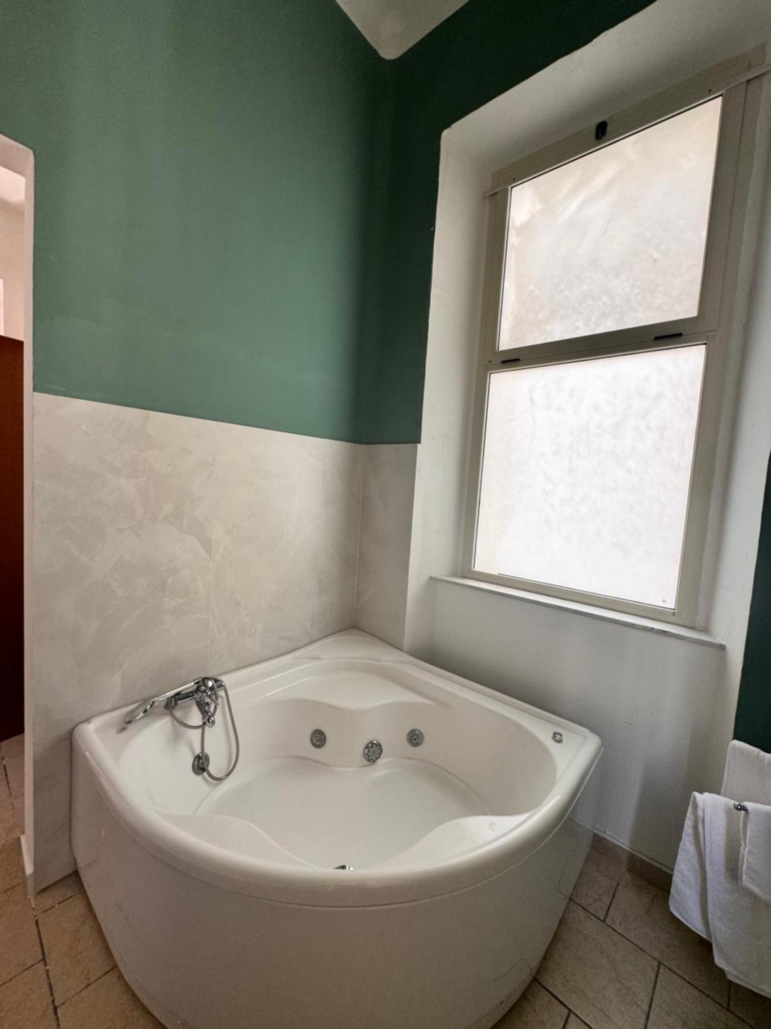 Garibaldi Rooms Реджо ди Калабрия Екстериор снимка